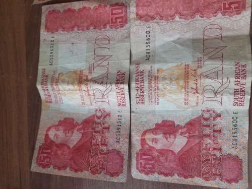 **POSSIBLE HIGH VALUE**LOT OF 6 X R50 GERHARD DE KOCK BANK NOTES**ONE BID FOR ALL**R99 FREIGHT*