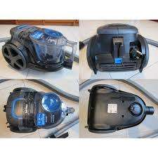 *CRAZY CHRISTMAS DEAL**BRAND NEW PHILLIPS BAGLESS POWER PRO COMPACT VACUUM*R2500 IN STORE***