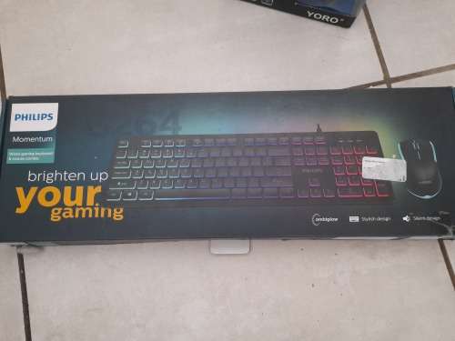 **YOUR CHRISTMAS PRESENT**GAMING HEADSET AND PHILLIPS KEYBOARD AND MOUSE WITH LEDS*R99 FREIGHT**