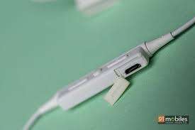 *NEW YEAR SPECIAL*BRAND NEW AUDIO-TECHNICA BLUETOOTH HEADSET,7HRS BATTERY**R1400 RETAIL**WHITE