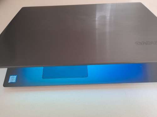 *CHRISTMAS SPECIAL**LENOVO V330 I5(8TH GEN) 4GB RAM , 1TB HDD, EXCELLENT CONDITON**R10 000 RETAIL**