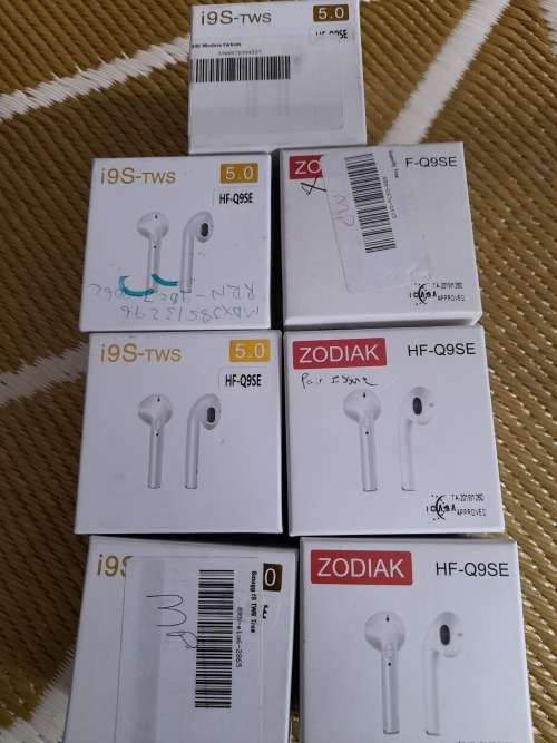 * STOCK CLEARANCE**BULK LOT OF 7 BLUETOOTH AIR BUDS, IN BOX WITH POWE SUPPLY**UNTESTED*R99 FREIGHT**