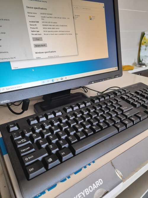 CHRISTMAS DEAL*I5 HP COMPAQ ELITE SMART,4GB RAM, 500GB HDD, FREE SCREEN, NEW KEYBOARD, MOUSE**
