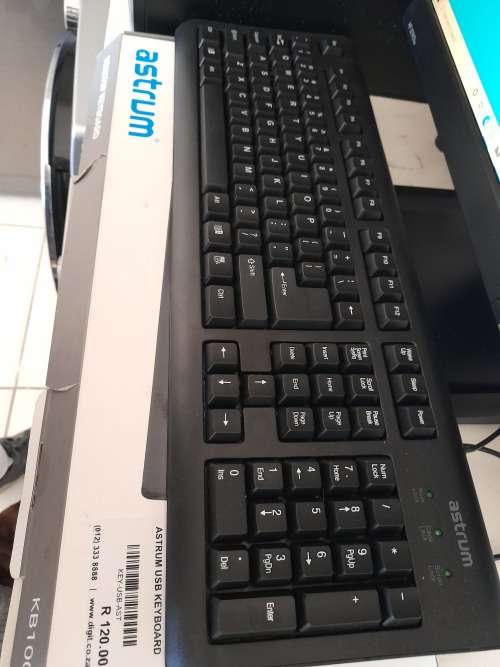 CHRISTMAS DEAL*I5 HP COMPAQ ELITE SMART,4GB RAM, 500GB HDD, FREE SCREEN, NEW KEYBOARD, MOUSE**