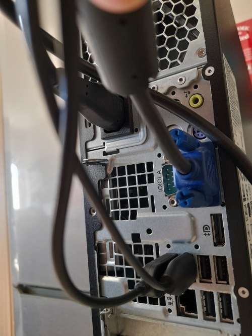 CHRISTMAS DEAL*I5 HP COMPAQ ELITE SMART,4GB RAM, 500GB HDD, FREE SCREEN, NEW KEYBOARD, MOUSE**