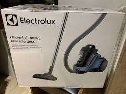 *CHRISTMAS SPECIAL*USED Electrolux - Ease-C4 Canister Vacuum Cleaner in box with attachments**