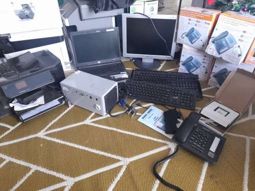 *STOCK CLEARANCE**BULK LOT OF ELECTRONICS*PRINTER,LAPTOP,SCREEN,PHONES,KEYBOARDS ETC*FAULTY/UNTESTED