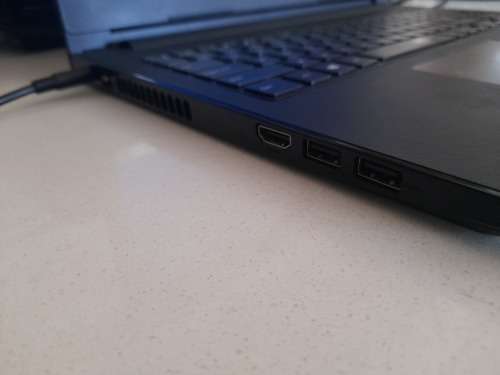 **WOW**i5 DELL INSPIRON 15  *1TB HDD, I5(7TH GEN),4GB RAM WINDOWS 10,EXCELLENT CONDITION*R12000 NEW