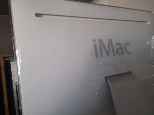 **LIQUIDATION STOCK***APPLE  IMAC A1208 ALL IN 1 PC**WORKING, LINES ON SCREEN AS PER PICS***