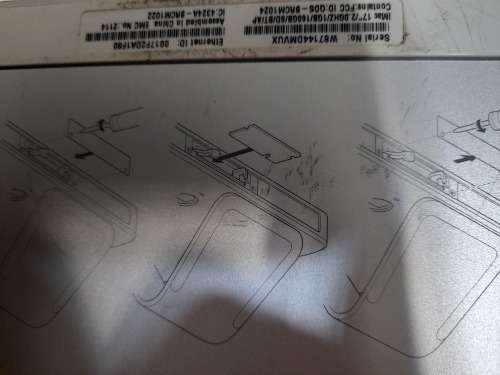 **LIQUIDATION STOCK***APPLE  IMAC A1208 ALL IN 1 PC**WORKING, LINES ON SCREEN AS PER PICS***