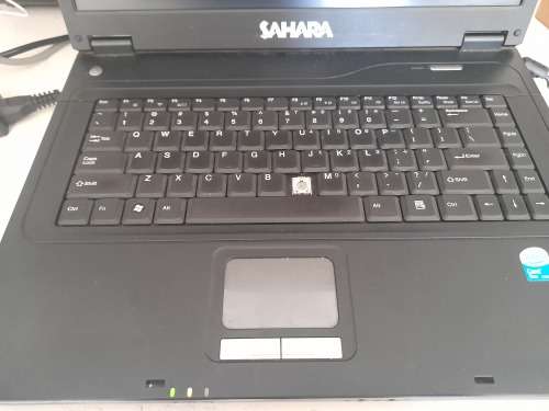 **LIQUIDATION STOCK**BULK LOT OF 3X  LAPTOPS LAPTOPS*POWERING ON BUT SOLD AS IS**