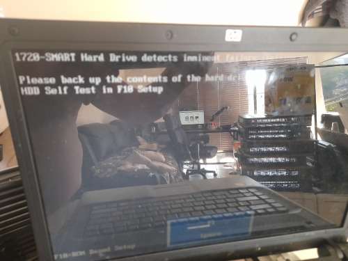 **LIQUIDATION STOCK**BULK LOT OF 3X  LAPTOPS LAPTOPS*POWERING ON BUT SOLD AS IS**