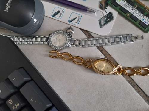 **BULK LOT OF ELECTRONICS*KETTLE,COFFE MACHINE, ROUTERS,RAM,WATCHES,KEYBOARD,MOUSE ETC***