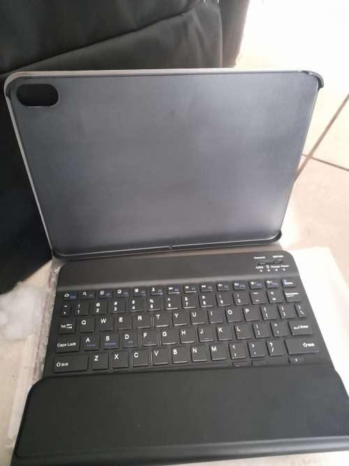 **BULK LOT OF ELECTRONICS*KETTLE,COFFE MACHINE, ROUTERS,RAM,WATCHES,KEYBOARD,MOUSE ETC***