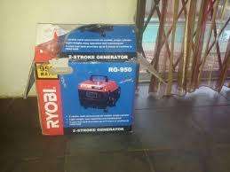 **RYOBI 650W GENERATOR IN BOX*STARTS AND CUTS OUT COULD BE CARB*NOT SURE*SOLD AS IS