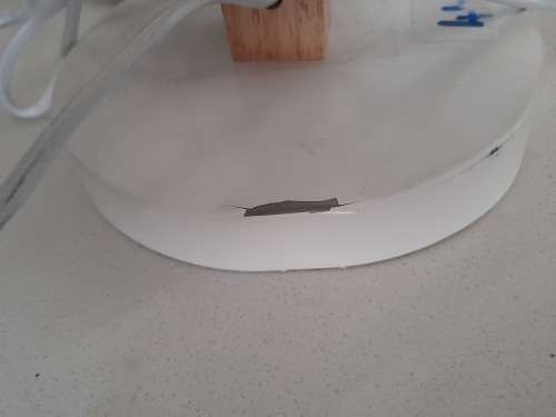 *NEW Bright Star Lighting TL193 WH Metal and Wood Desk Lamp - WHITE60W)*small dent on base**