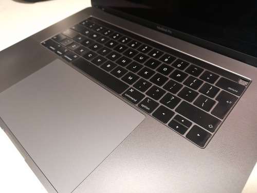 **LIQUIDATION STOCK***APPLE  MACBOOK  A1707**NO CHARGER **SOLD AS IS***