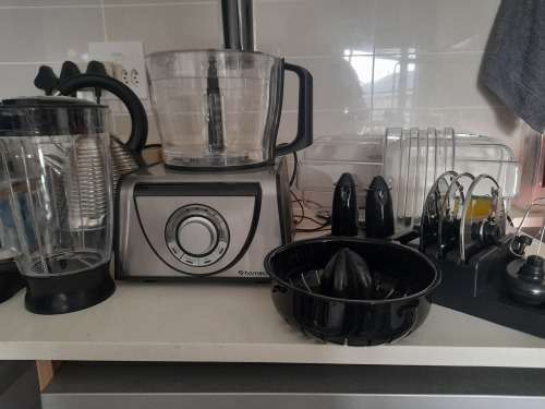 **LAST ONE*DEMO HOMECHOICE ENZO FOOD PROCESSOR AND BLENDER WITH MANY ACCESSORIES*R2999***