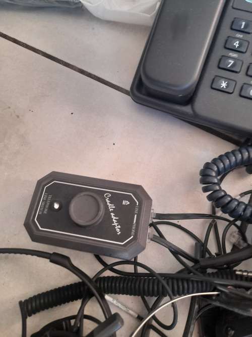*CALLCENTRE LIQUIDATION*BULK LOT OF VOIP/SKYPE PHONES, HEADSETS, SWITCH BOARD PHONES,MIC ETC*