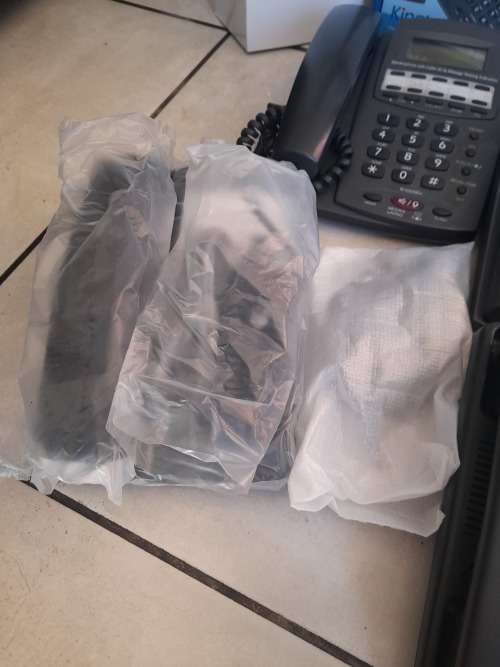 *CALLCENTRE LIQUIDATION*BULK LOT OF VOIP/SKYPE PHONES, HEADSETS, SWITCH BOARD PHONES,MIC ETC*
