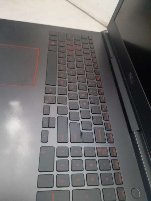*DELL INSPIRON P72F GAMING LAPTOP FOR SPARES, COMPLETE WITH NO MOTHERBOARD*NEW OVER R15000 VALUE*