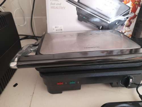 *KITCHEN COMBO DEAL**TOASTER,KENWOOD GRILL,COFFE MACHINE,CUP WARMER*AS PER AD*