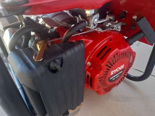 *ONCE OFF OFFER*DEMO RYOBI RG-1200 1.2KVA 4 STROKE GENERATOR IN B0X*WORKS**R4500 RETAIL**