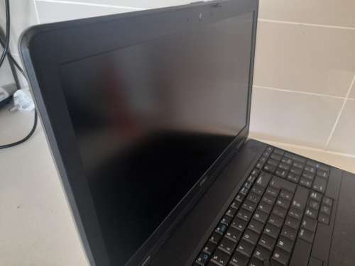 *LIQUIDATION*I7 DELL LATITUDE E6540, 4GB RAM, 500GB HDD,WAS WORKING NOW NOT*SELLS FOR R7000 REFIRB