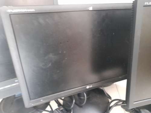 *BULK LIQUIDATION 4 X PC SCREENS, LG, SAMSUNG, PHILLIPS ETC, WITH POWER CORDS*ONE BID FOR ALL 4**