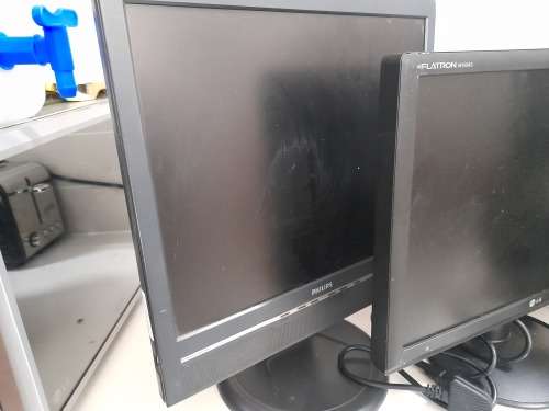 *BULK LIQUIDATION 4 X PC SCREENS, LG, SAMSUNG, PHILLIPS ETC, WITH POWER CORDS*ONE BID FOR ALL 4**