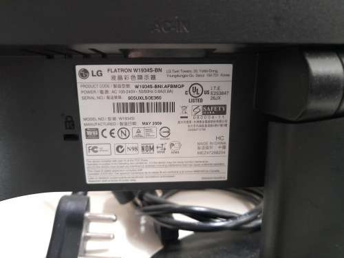 *BULK LIQUIDATION 4 X PC SCREENS, LG, SAMSUNG, PHILLIPS ETC, WITH POWER CORDS*ONE BID FOR ALL 4**