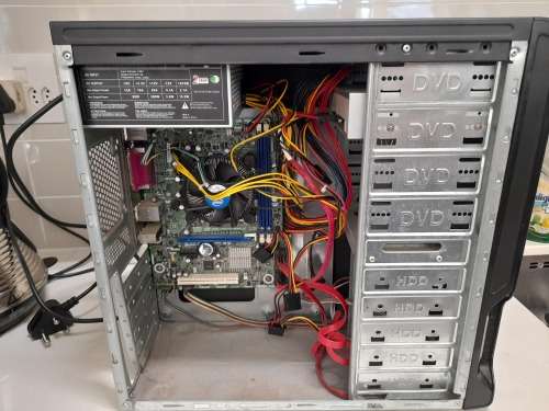 *LIQUIDATION STOCK*LOT OF 2 X PC BOXES COMPLETE*PACKARD BELL AND YAMA*ONE BID FOR BOTH