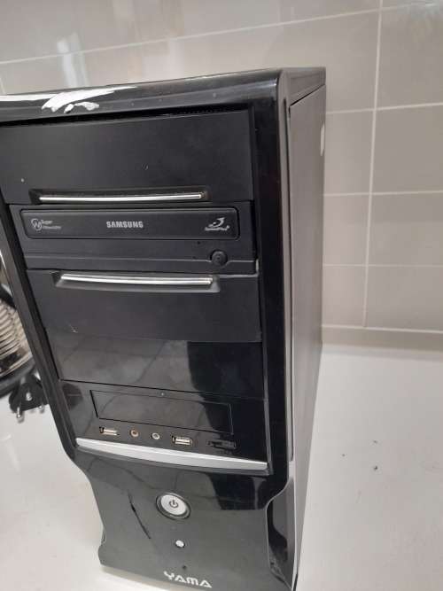 *LIQUIDATION STOCK*LOT OF 2 X PC BOXES COMPLETE*PACKARD BELL AND YAMA*ONE BID FOR BOTH