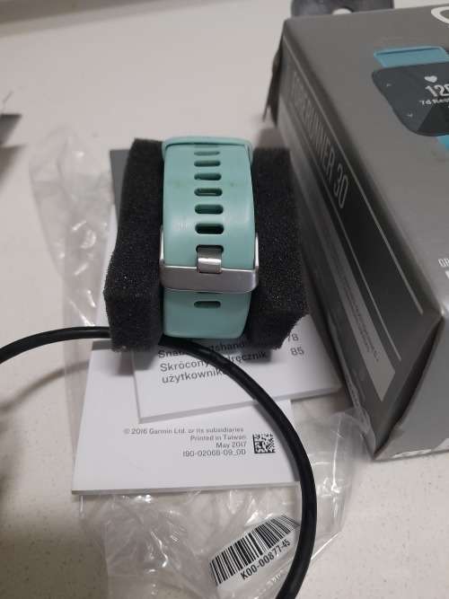 *MOTHERS DAY DEAL**GARMIN FORERUNNER 30 IN BOX WITH CHARGER AND MANUALS*R2800 IN STORE**