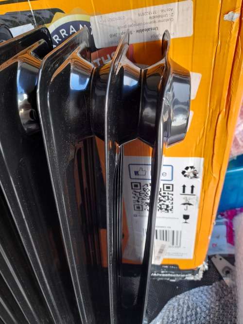 *MAY MADNESS DEALS*LAST ONE**WINTER IS HERE*DEMO ALVA 13 FIN OIL HEATER WITH TIMER**R2300 RETAIL