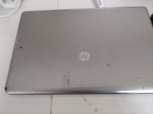 *LIQUIDATION STOCK*2XLAPTOPS**ONE HP AND ONE DELL**BOTH TURN ON*SOLD AS IS, NO GUARANTEE***