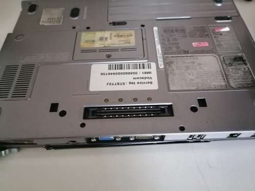 *LIQUIDATION STOCK*2XLAPTOPS**ONE HP AND ONE DELL**BOTH TURN ON*SOLD AS IS, NO GUARANTEE***