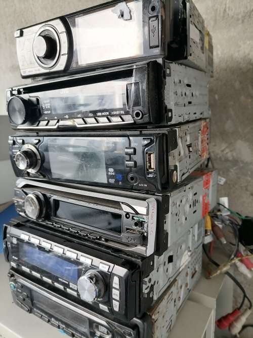 *WAREHOUSE CLEARANCE*LOT OF 6 X CAR RADIOS, UNTESTED**AS IS**