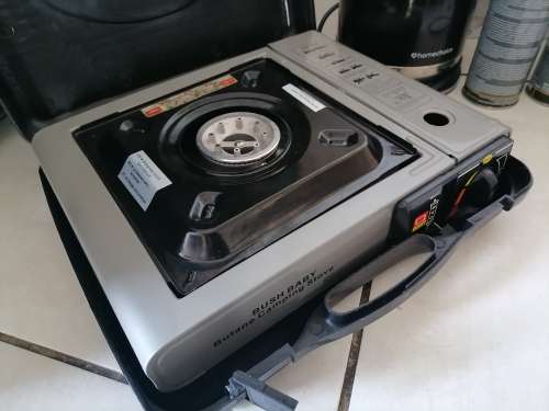 ***AWESOME  COMBO DEAL***KETTLE,TOASTER,GAS STOVE,HEATER,FAN**ONE BID FOR THE LOT**