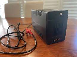 *LOADSHEDDING WILL NEVER END*THIS IS A MUST*DEMO MECER 2000VA UPS WITH POWER CORD**R2200 RETAIL*