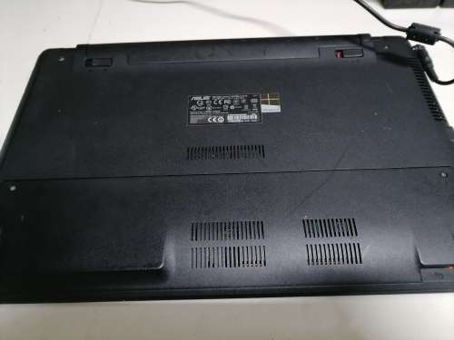 *PAY DAY DEALS*GOOD SPECS*I5 ASUS X550D,8GB RAM, 1TB HDD,W10,INTEL HD GRAPHICS 4000**