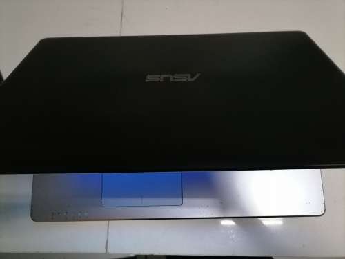 *PAY DAY DEALS*GOOD SPECS*I5 ASUS X550D,8GB RAM, 1TB HDD,W10,INTEL HD GRAPHICS 4000**