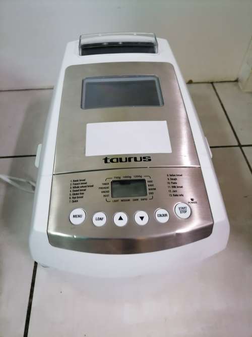*GRAB THIS AWESOME DEAL*DEMO  TAURUS PA-CASOLA DIGITAL BREAD MACHINE*R5000 IN STORE**