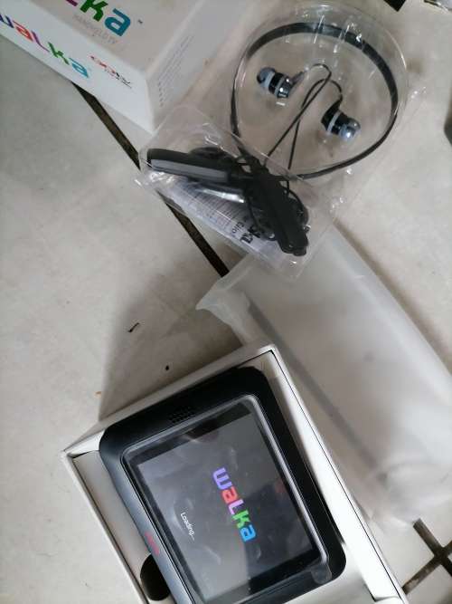 *BULK LOT OF UNTESTED/FAULTY/WORKING ELECTRONICS*UPS/WATCH/HEADSETS/CAMERA/WALKA/WATCH ETC