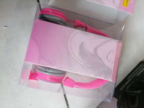 *BULK LOT OF UNTESTED/FAULTY/WORKING ELECTRONICS*UPS/WATCH/HEADSETS/CAMERA/WALKA/WATCH ETC