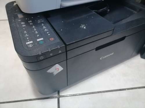 * LOT OF FAULTY/UNTESTED ELECTRONICS*2 X PRINTERS, 2 X UPS, SONY VIDEO CAMERA IN BAG*ONE BID FOR ALL