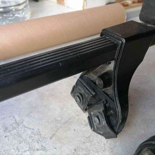 *MASSIVE MONTH END*SET OF THULE ROOF RACKS WITH CANOE CARRIER AS WELL*