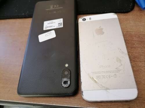 **2 X DAMAGED PHONES*SAMSUNG A022F AND APPLE A1530*BROKEN SOLD AS IS*ONE BID FOR BOTH**