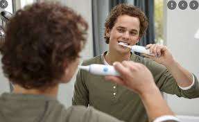 **SPRING SPECIAL*BRAND NEW PHILLIPS SONICARE DAILYCLEAN ELEC TOOTHBRUSH*14 DAY BATTERY LIFE**