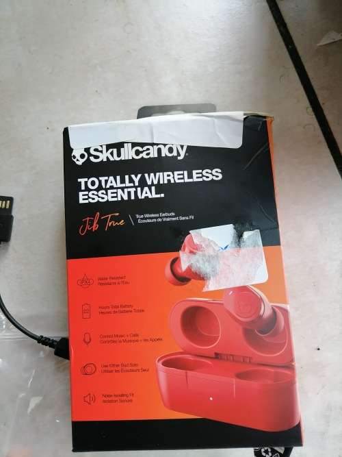 *STORE CLEARANCE*BRAND NEW SKULL CANDYJIB TRUE WIRELESS EARBUDS*RED*TOP QAUALITY**